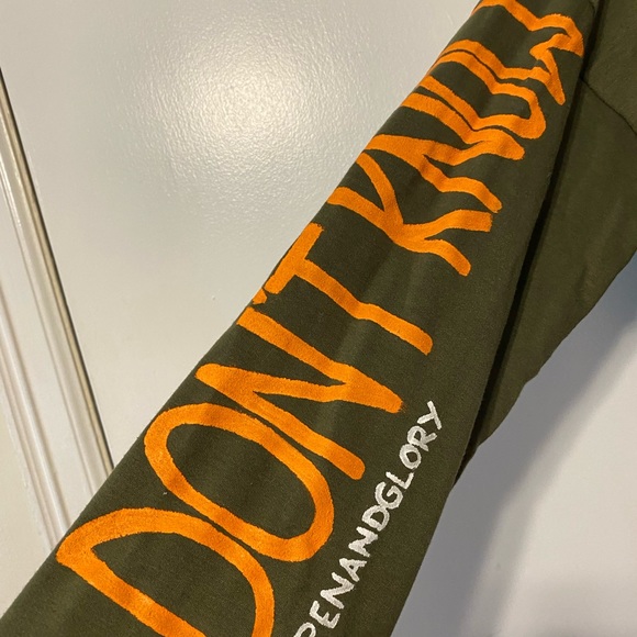 Wren + Glory Don’t Know Don’t Care distressed sweatshirt #81 - Picture 11 of 13